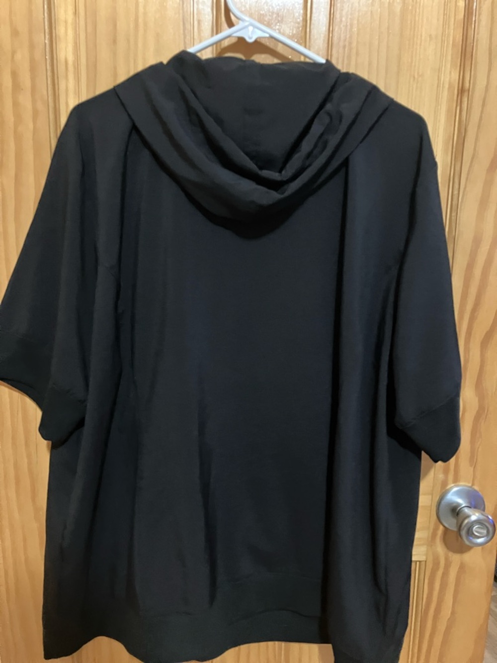 Woman’s Black Short-Sleeve Hooded Scrub Top - Picture 2 of 2